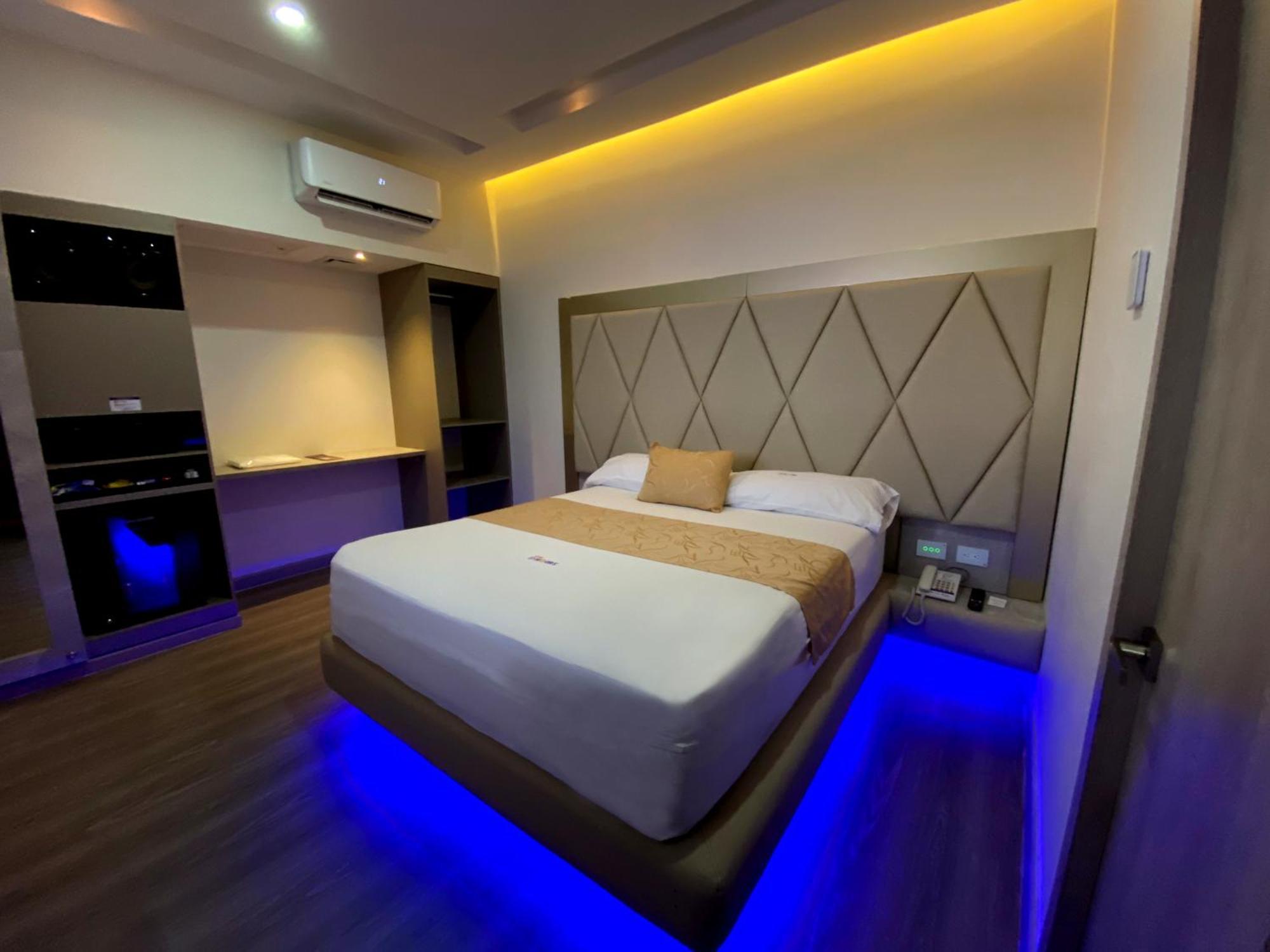 Hotel Byhours Circunvalar - Adults Only Barranquilla  Buitenkant foto