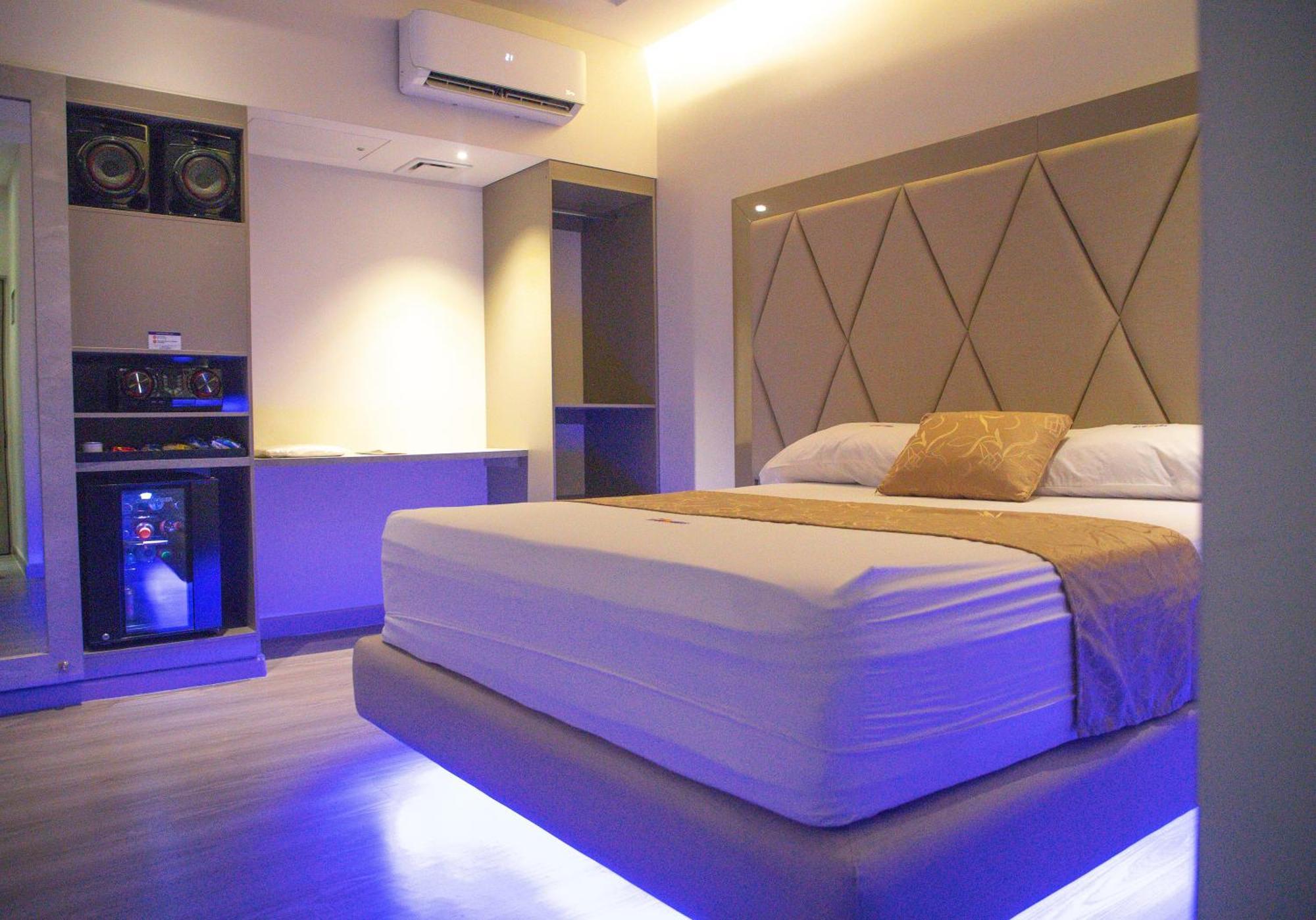 Hotel Byhours Circunvalar - Adults Only Barranquilla  Buitenkant foto