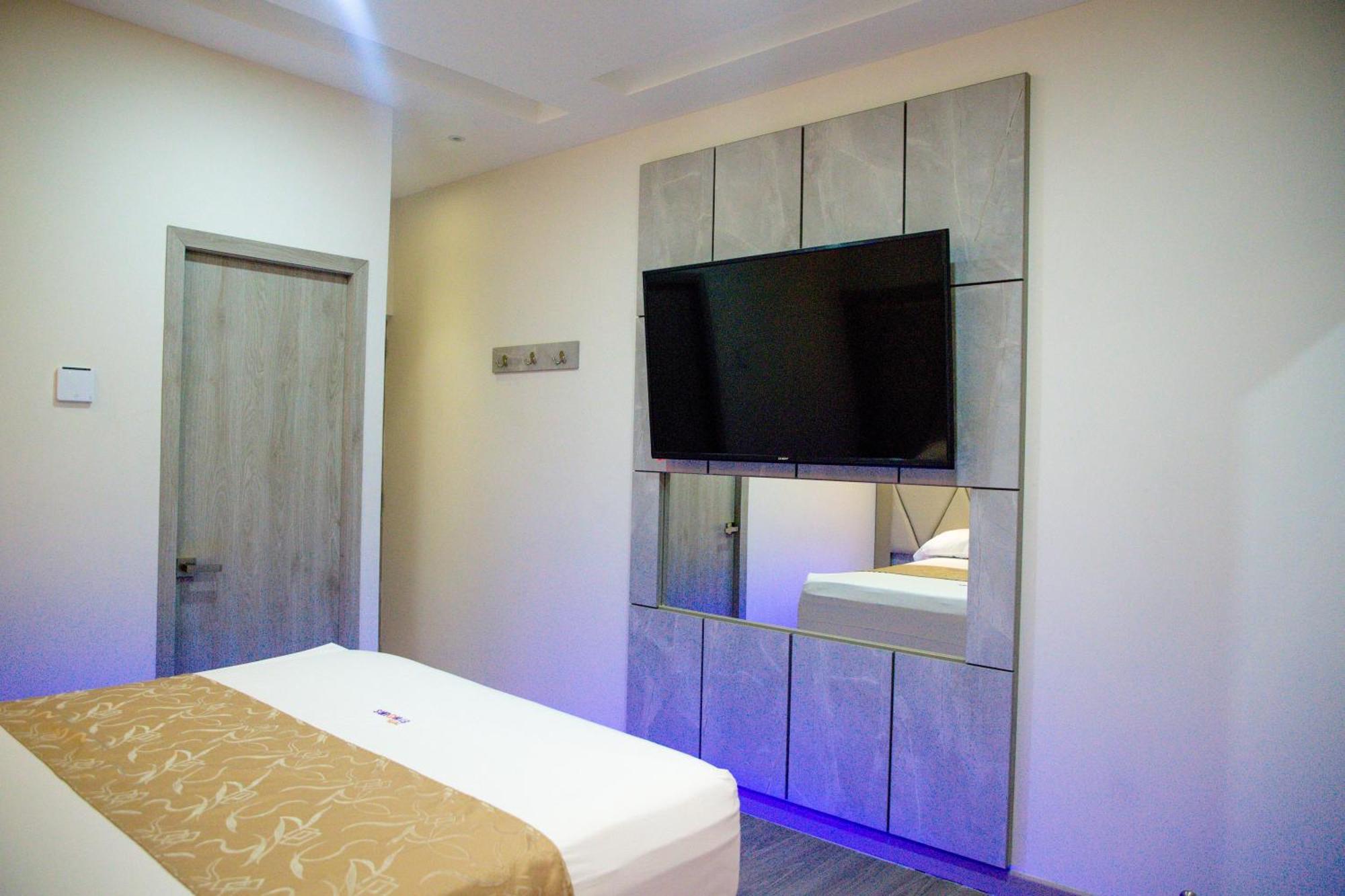 Hotel Byhours Circunvalar - Adults Only Barranquilla  Buitenkant foto